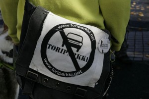 Toriparkkikielteinen laukku